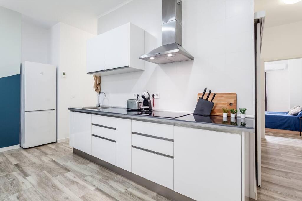 Apartamento Nuevo Cerca De La Playa Y Del Centro Valencia Eksteriør billede