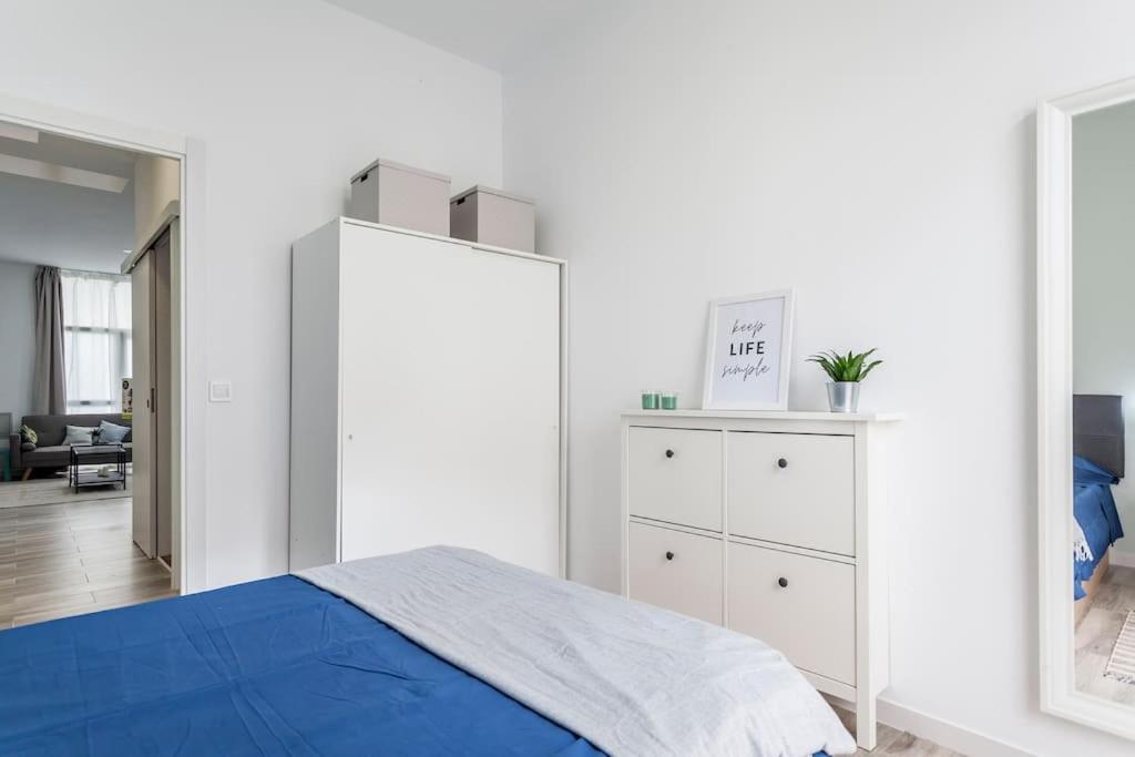 Apartamento Nuevo Cerca De La Playa Y Del Centro Valencia Eksteriør billede