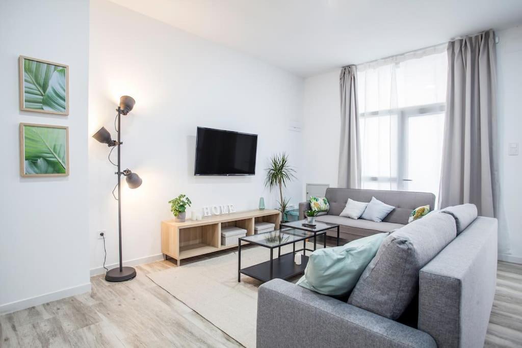 Apartamento Nuevo Cerca De La Playa Y Del Centro Valencia Eksteriør billede