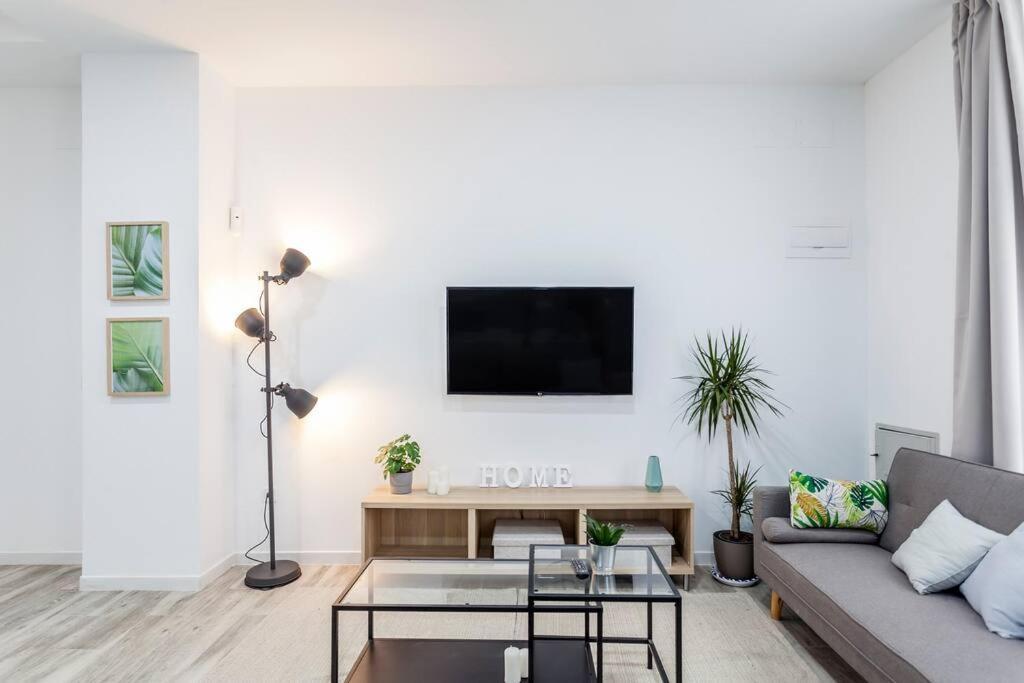 Apartamento Nuevo Cerca De La Playa Y Del Centro Valencia Eksteriør billede